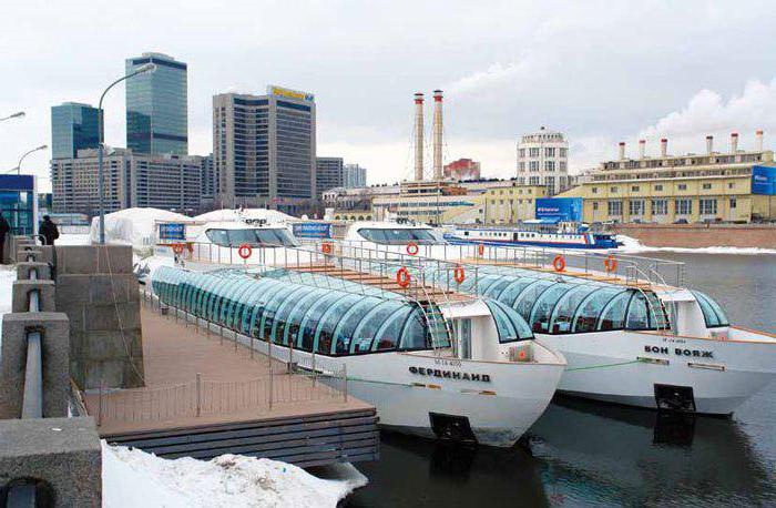 Radissonova loď na řece Moskvě