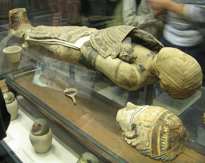 Mummification faraona