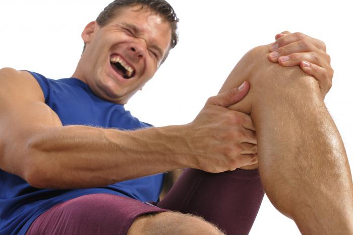 Muscoli delle gambe doloranti dopo l'esercizio