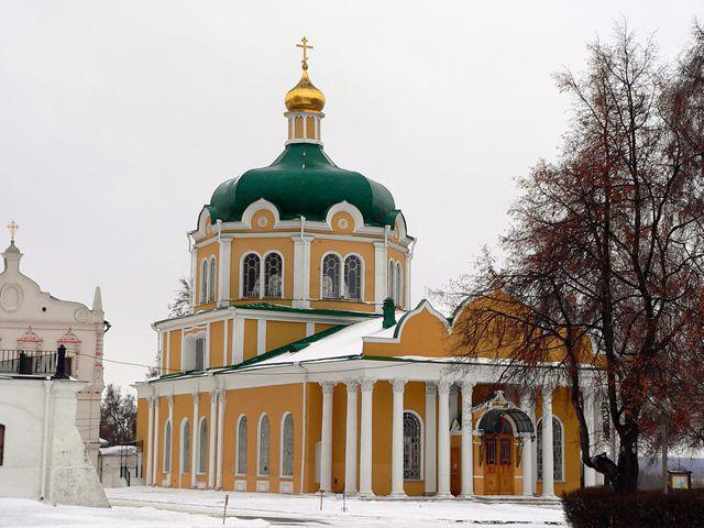 Kristova katedrála Ryazanská bohoslužba