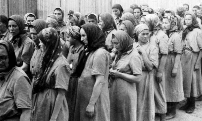 Nacistické koncentrační tábory fotografie