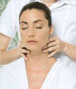 масаж на шията за остеохондроза