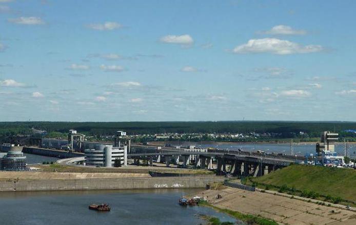 Nizhnekamsk vodní elektrárny nábřeží Chelny