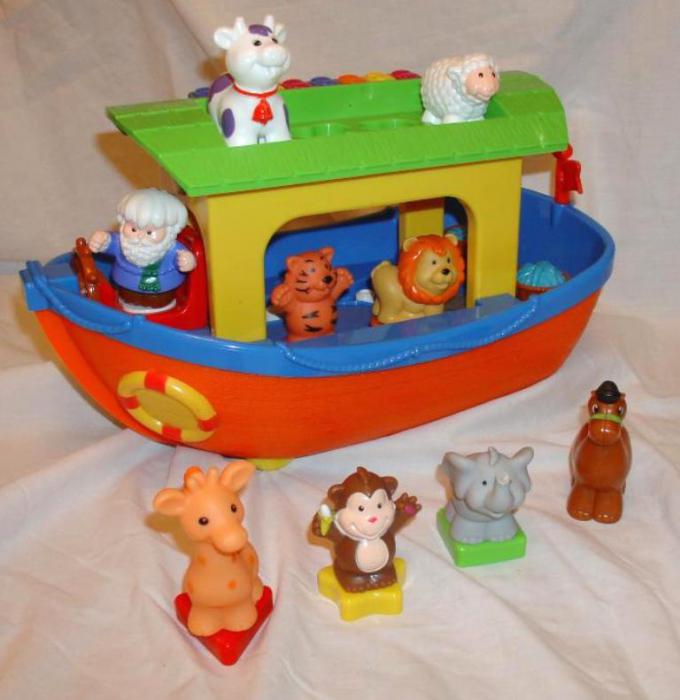 Foto del giocattolo dell'arca di Noè