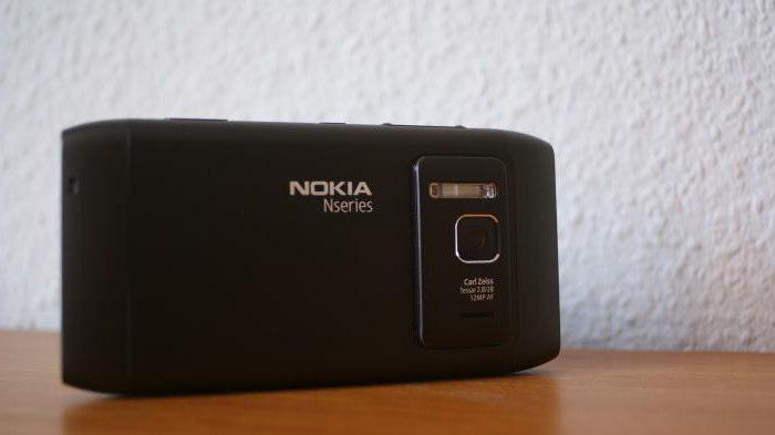 Nokia N8 telefon
