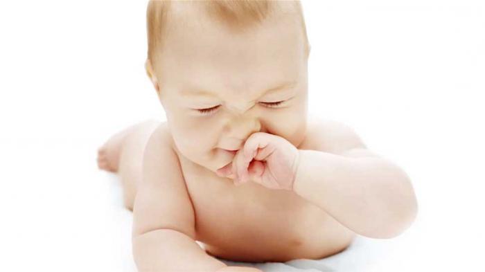 gocce di naso per i bambini fino a un anno