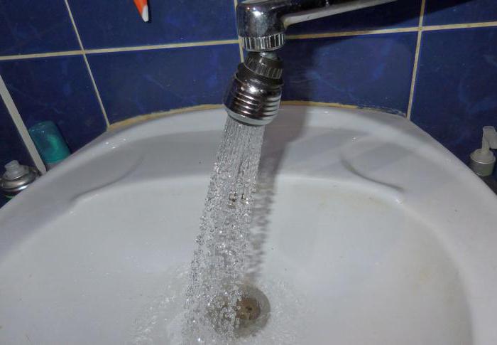 rubinetto da cucina per il risparmio idrico