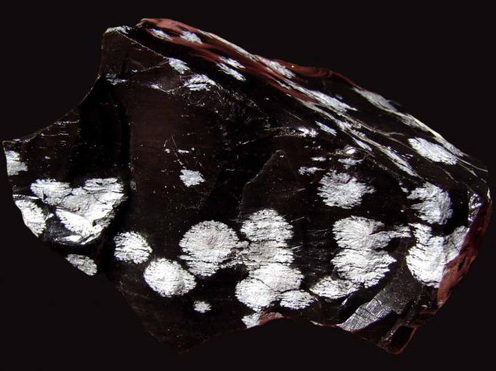 Sopečný kámen - obsidián