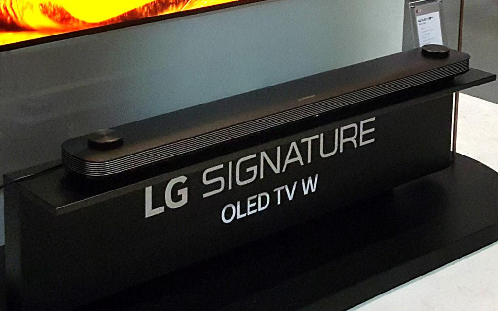 Подпис на LG OLED W