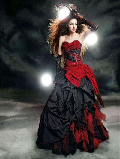 gotické šaty