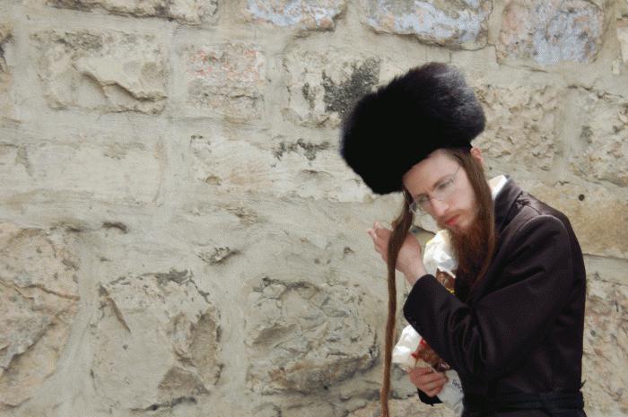 ortodoksni židov koji se izlazi ne-jevdatiranje starih olovnih metaka
