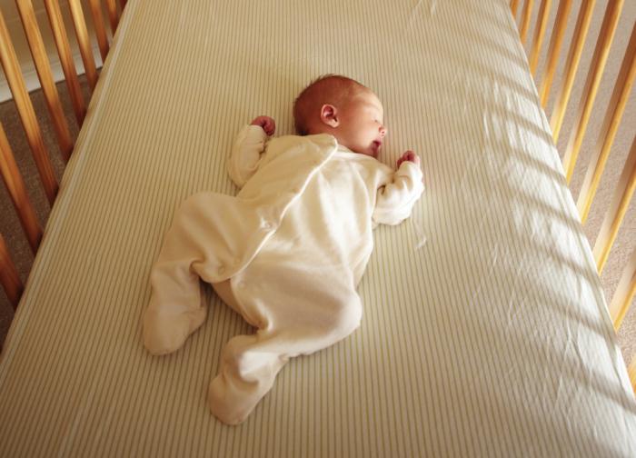 ortopedski jastuk za poduku novorođenčadi