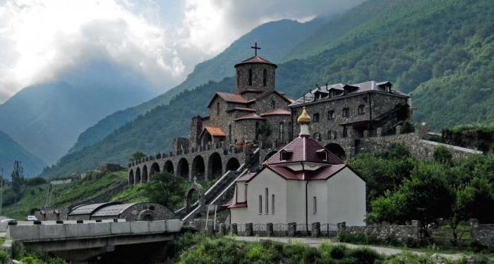 koji su prije usvajanja kršćanstva bili Oseti