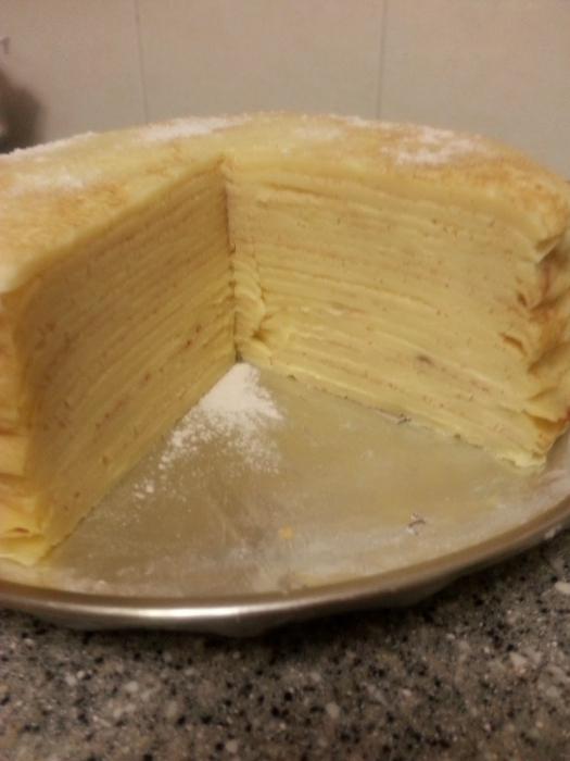 torta di pancake con crema pasticcera