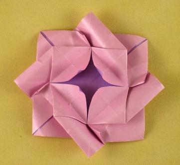 Come fare origami rosa