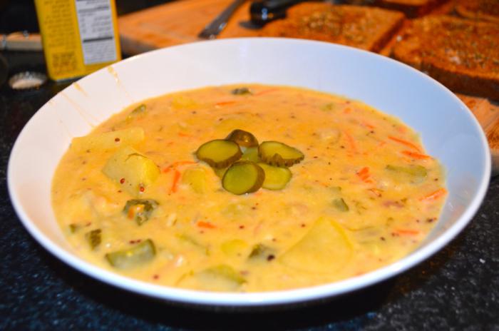 Рецепт за супу од кисели краставац са пиринчем