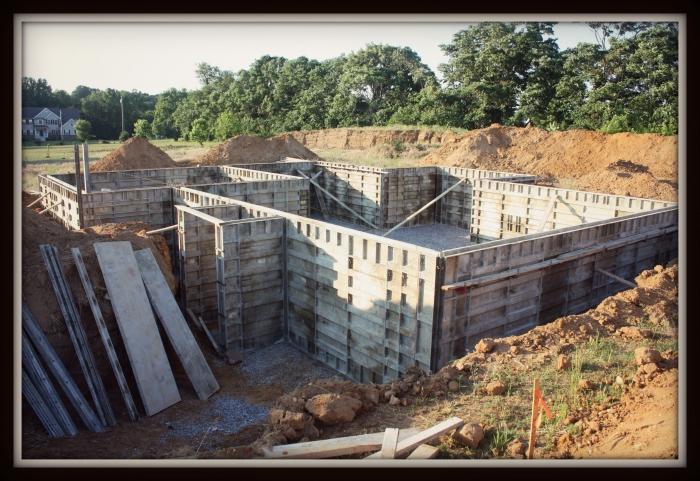preparazione di fondazioni concrete