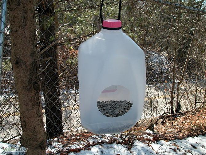 пластмасови бутилки за къщички за птици