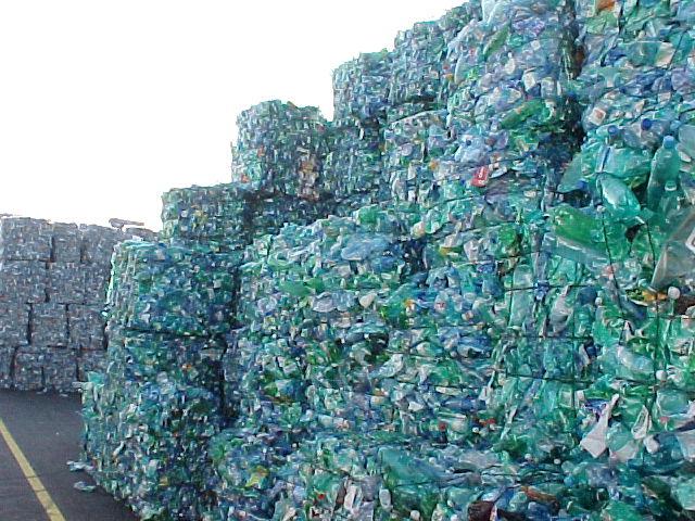 Plastikowa technologia recyklingu butelek