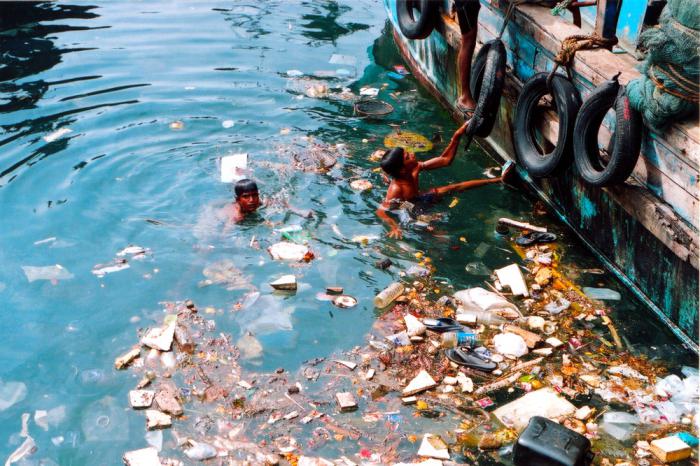 замърсяване на океаните
