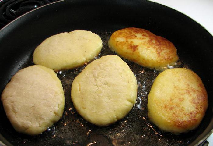 картофени питки с зеле