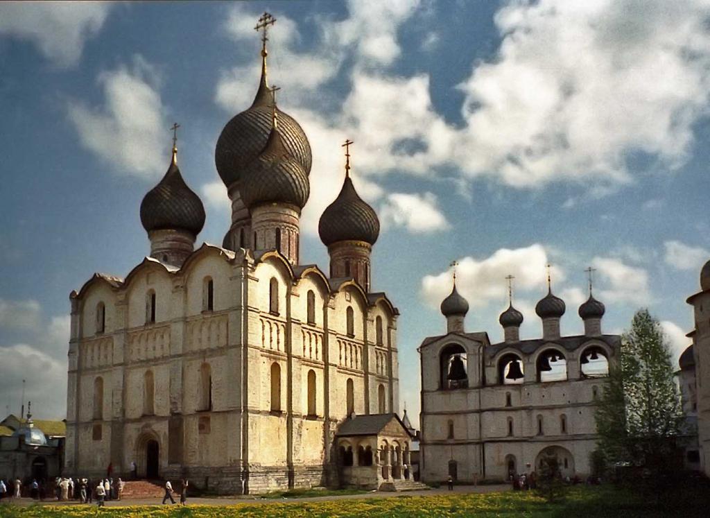 Cattedrale dell'assunzione a Rostov