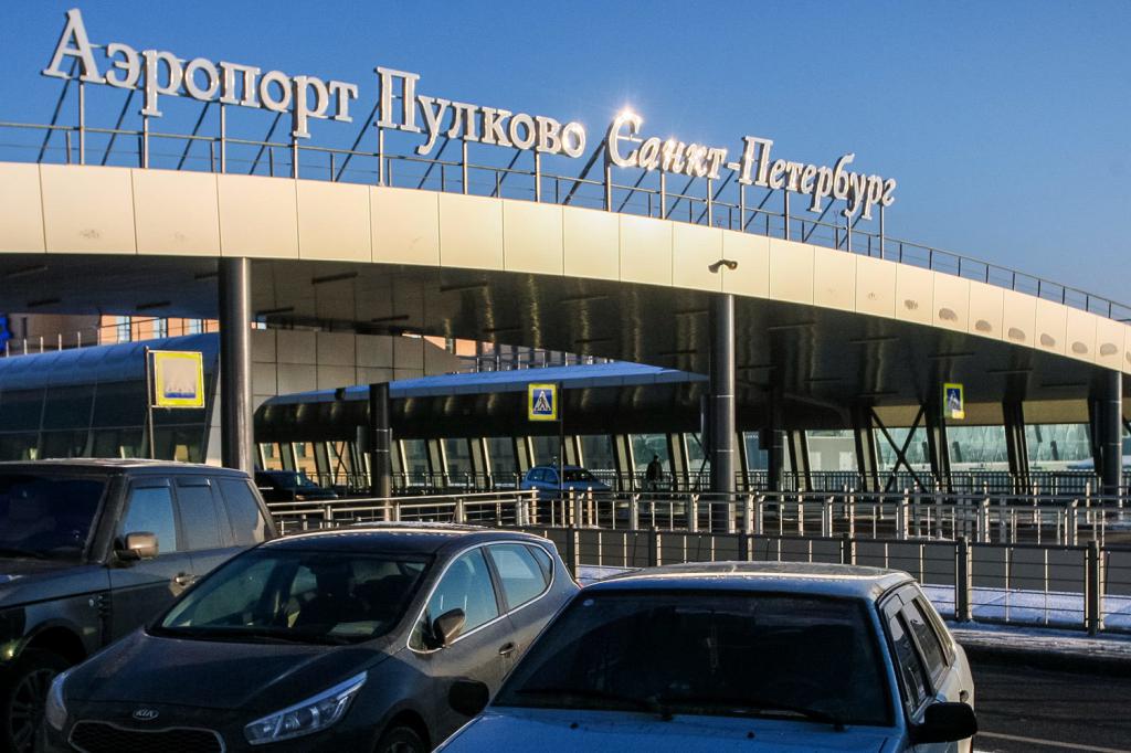 Partenza dall'aeroporto di Pulkovo