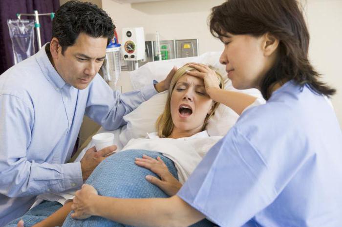 porod v placentě previa