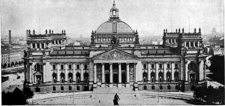 La prima visione del Reichstag
