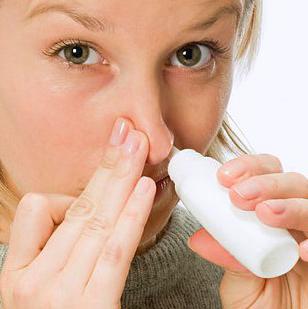 objawy i leczenie nieżytu nosa
