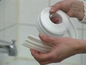 obruba pásku pro hodnocení koupelí