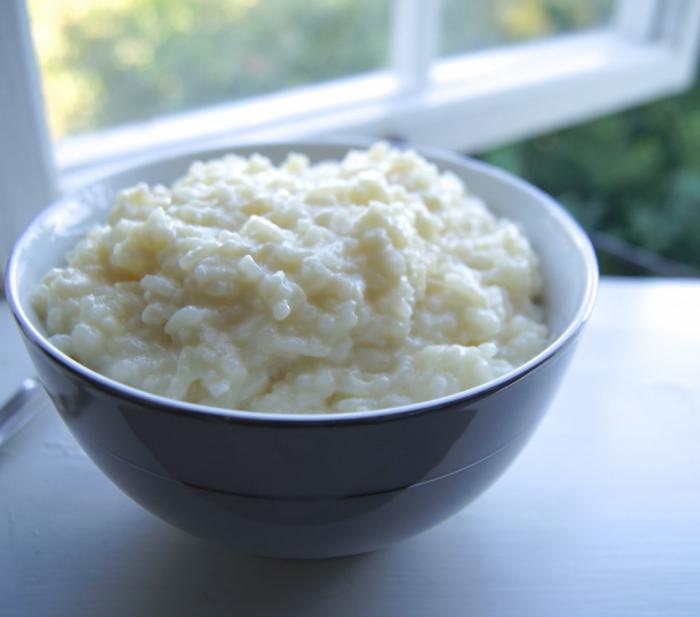 porridge di riso in acqua