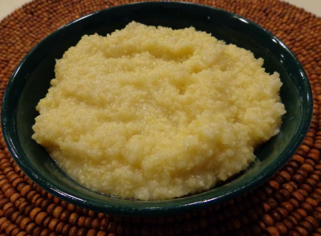 porridge di riso calorico sull'acqua