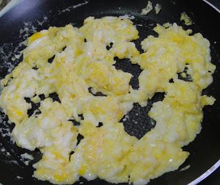 пържен ориз с яйце