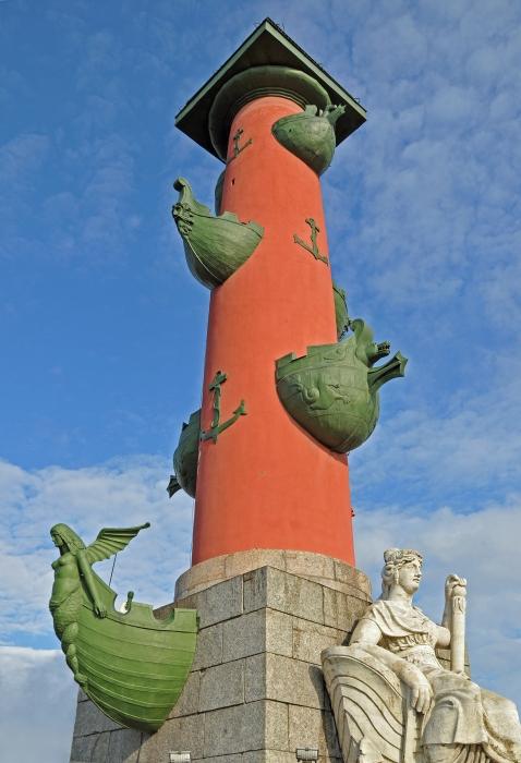 Rostralni stebri v Petersburgu