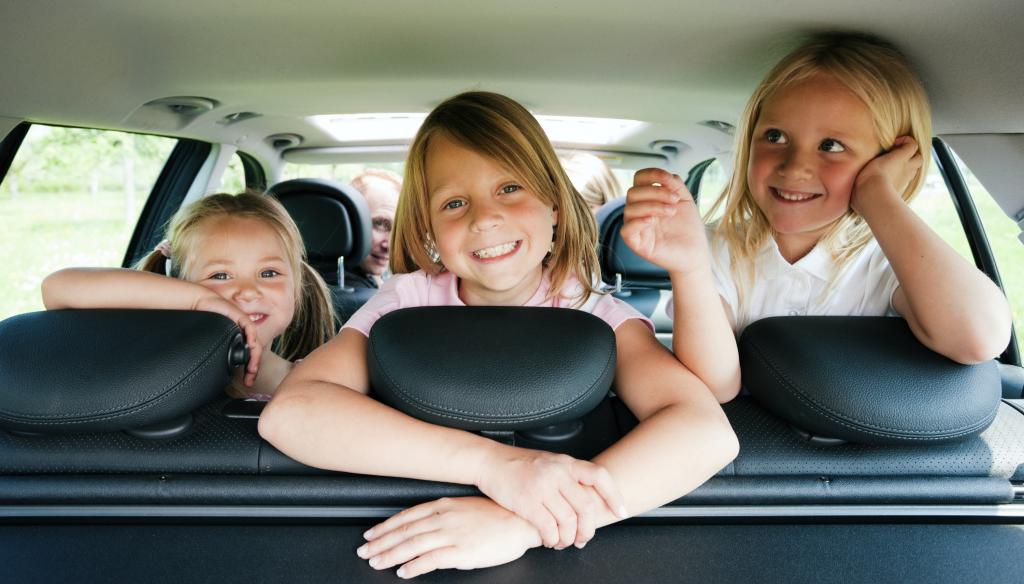 Семейно пътуване с кола
