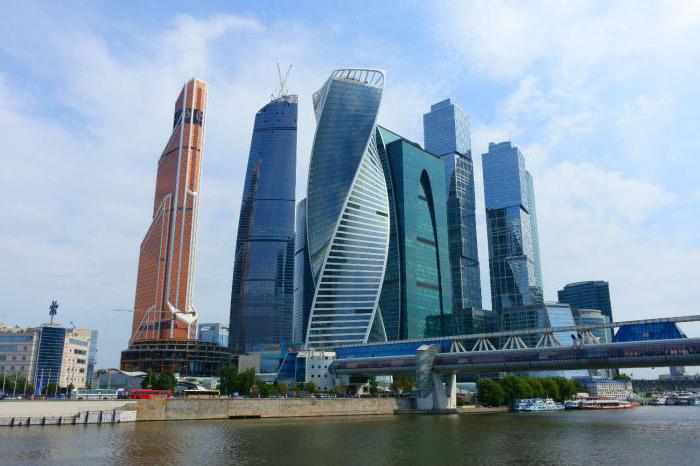 колико етажа у граду Москви у највишој згради