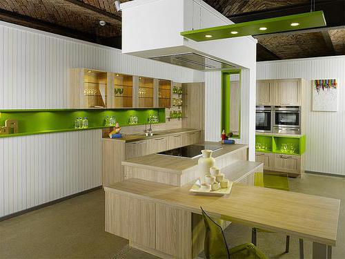 zelena kuhinja v notranjosti