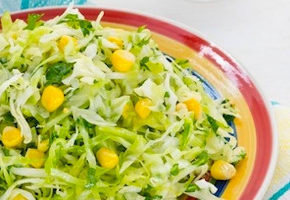 Salata iz rakovastih palčk koruznega zelja