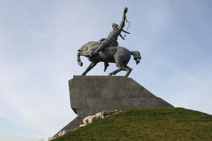 Adresa spomenika Salavat Yulaev