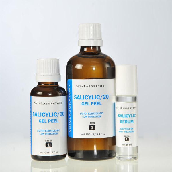 applicazione dell'acne dell'acido salicilico