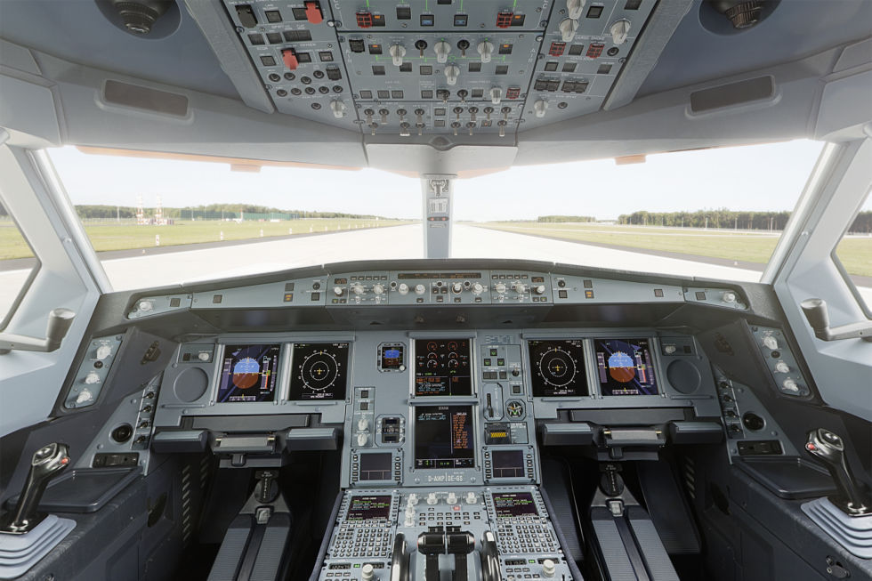 Cockpit v A330-300