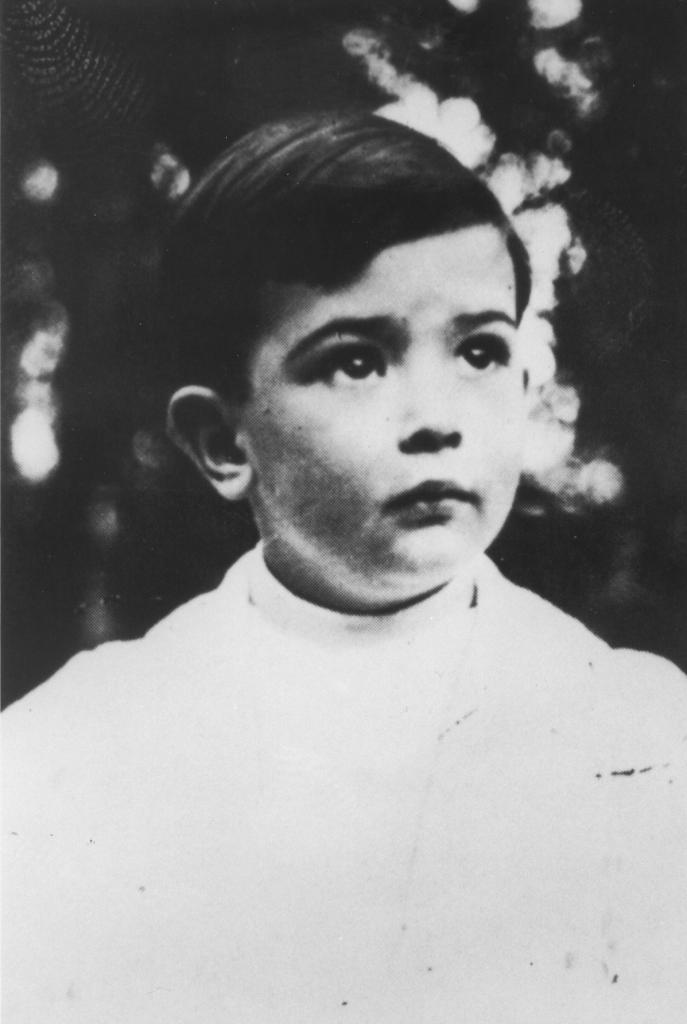 Salvador Dali ve věku 4 let