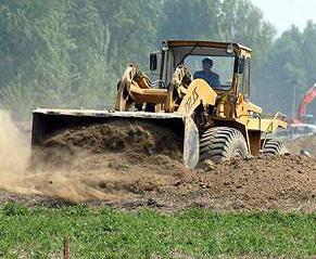 kako izravnati zemljišče na parceli