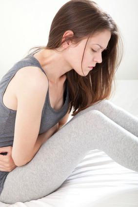forte dolore durante le mestruazioni