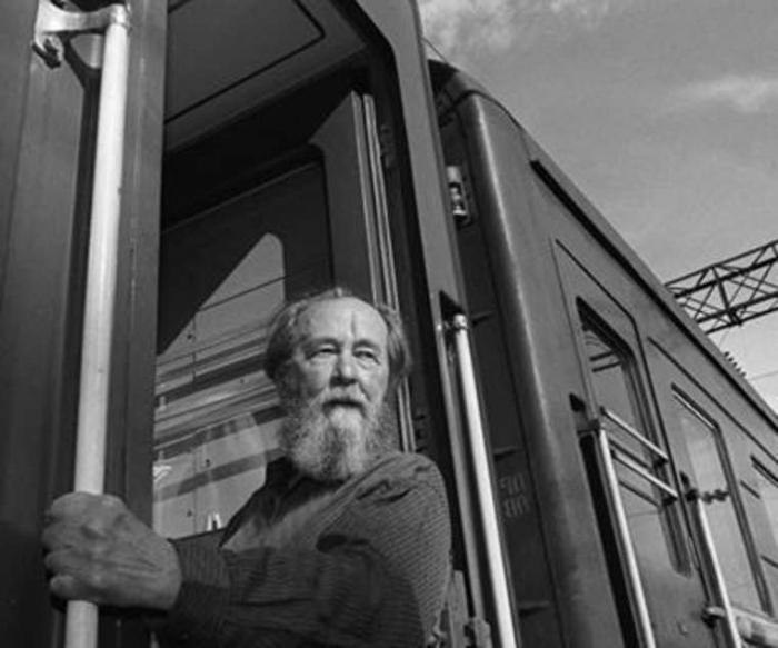 sommario matronaio cortile Solzhenitsyn su capitoli