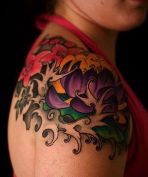 какво означават татуировките на раменете