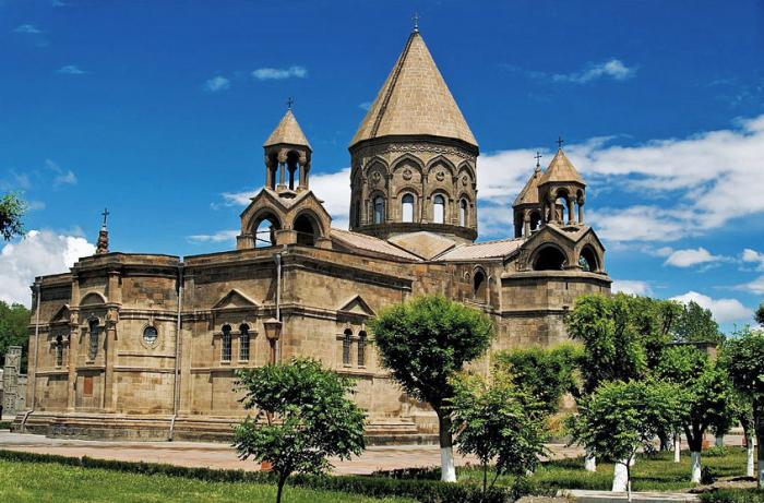 Památky Arménie fotky a popis