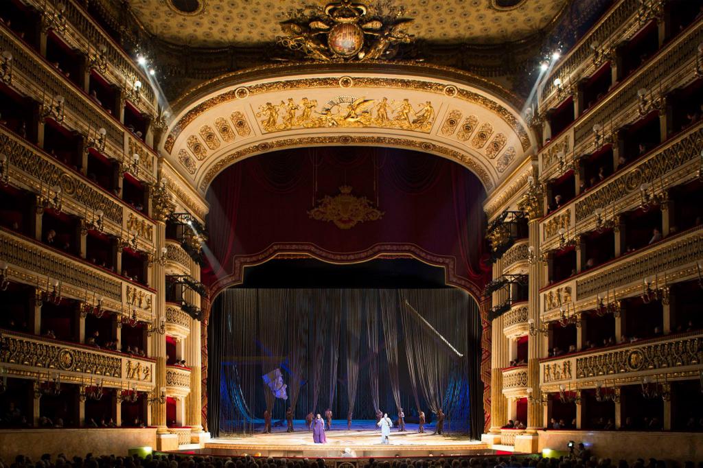 Divadlo San Carlo