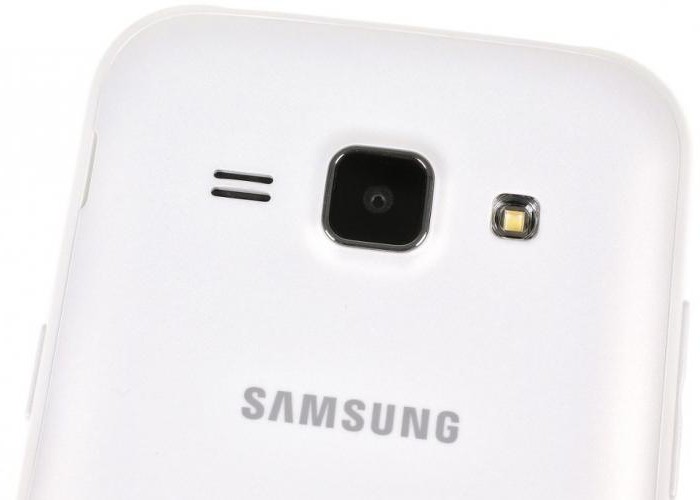 recensione di Samsung j1
